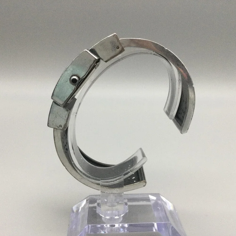 Chico's Womens Watch 34mm Silver Tone Crystals Bangle Dress New Battery - Picture 3 of 12